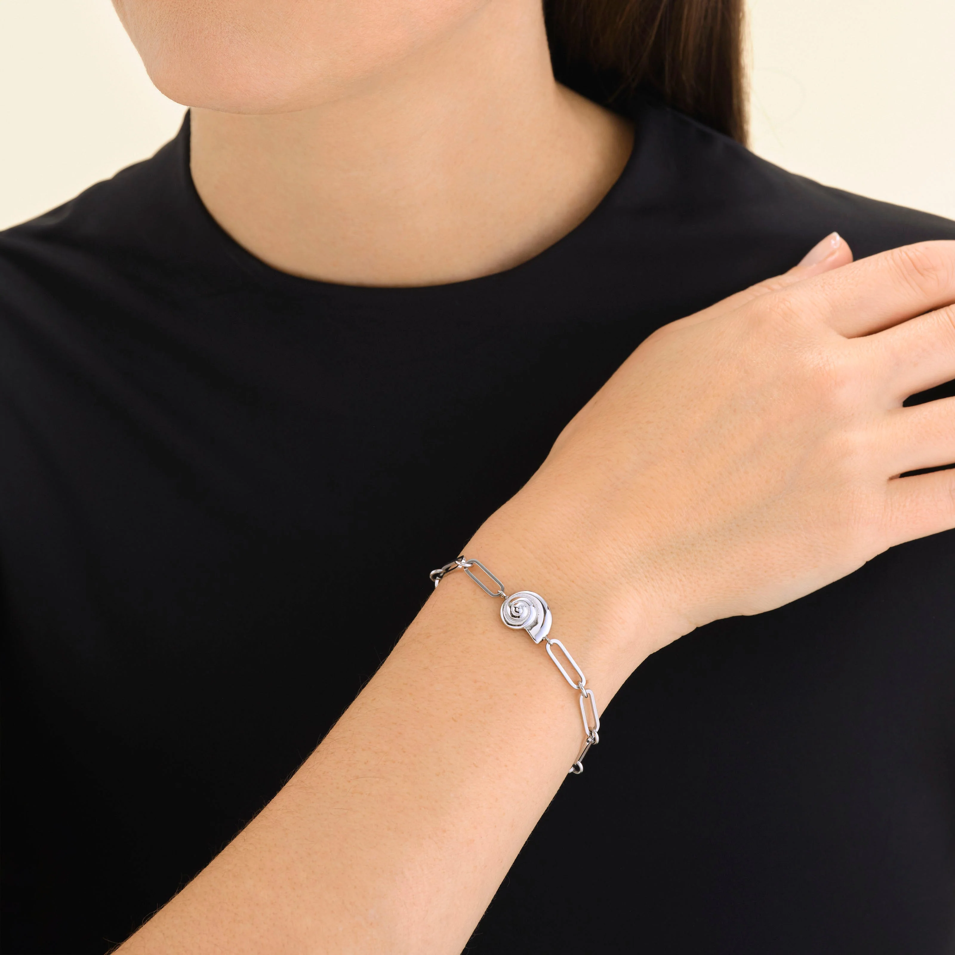 Shell Bracelet - Image 5